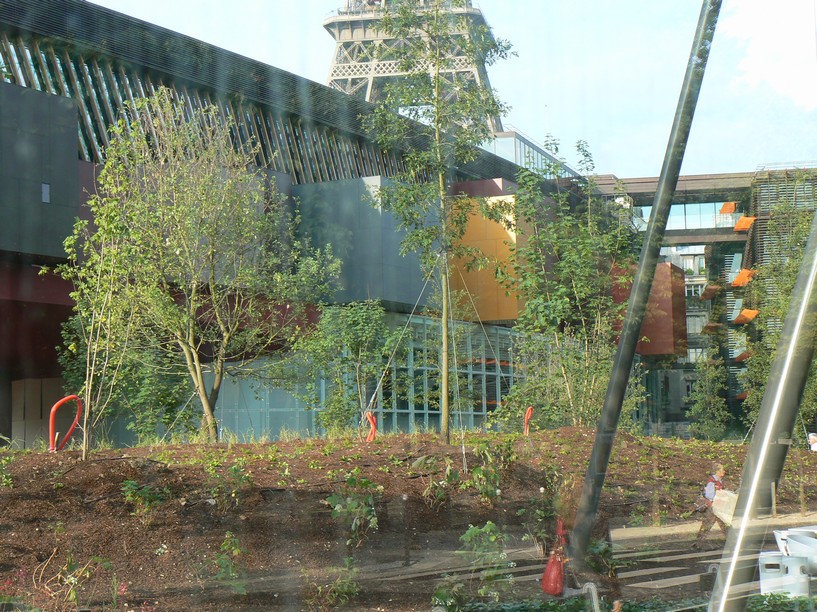 cote quai brandy: exterieur musee quai branly 016